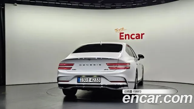 Genesis G80 2024 thumb 4