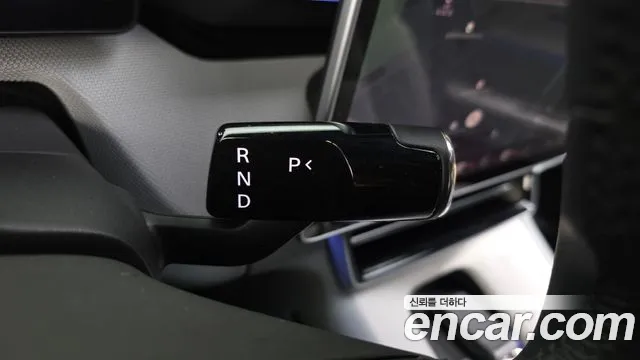 Polestar 4 2024 thumb 9