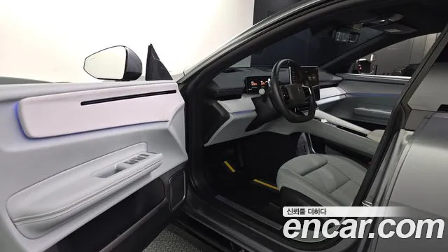 Polestar 4 2024 thumb 10