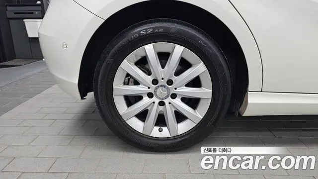 Mercedes-Benz A-Класс 2016 thumb 5