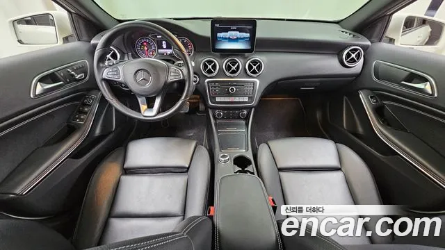 Mercedes-Benz A-Класс 2016 thumb 7
