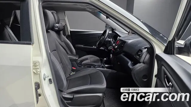 KG_Mobility_Ssangyong TIBOLI 2016 thumb 11