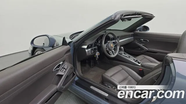 Porsche 911 2017 thumb 9