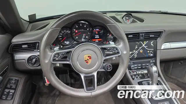 Porsche 911 2017 thumb 12