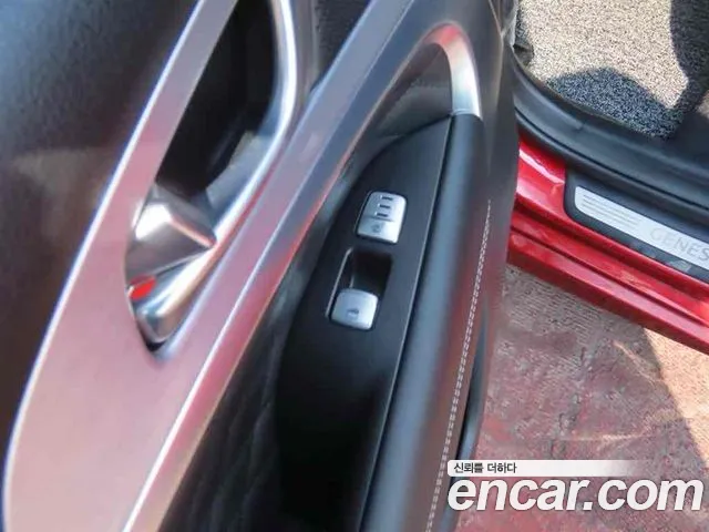 Genesis G70 2018 thumb 5