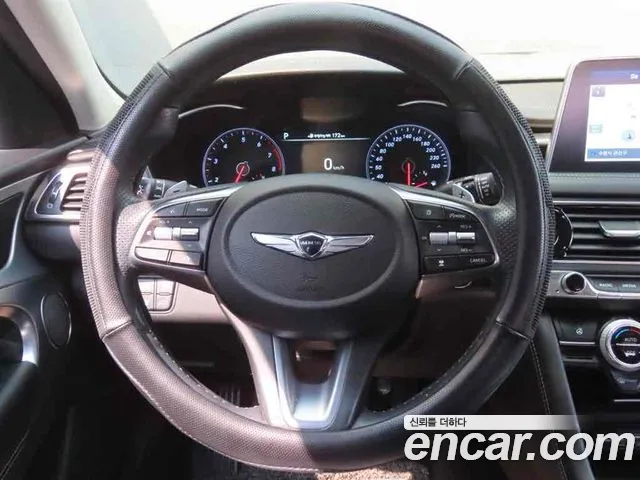 Genesis G70 2018 thumb 11