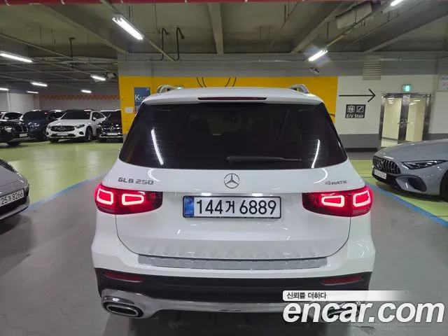 Mercedes-Benz GLB 2020 thumb 5