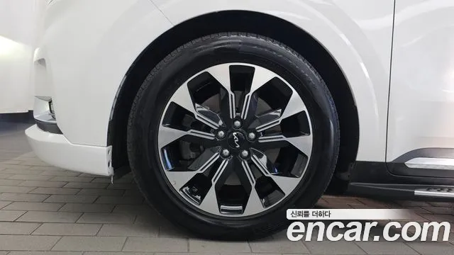 Kia Carnival 2020 thumb 5