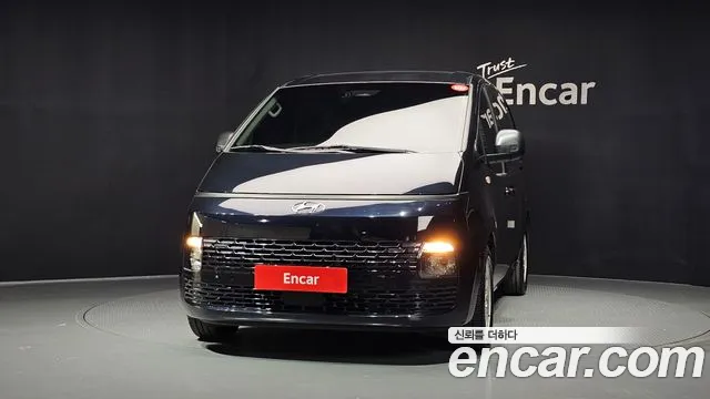 Hyundai Staria 2022 thumb 3