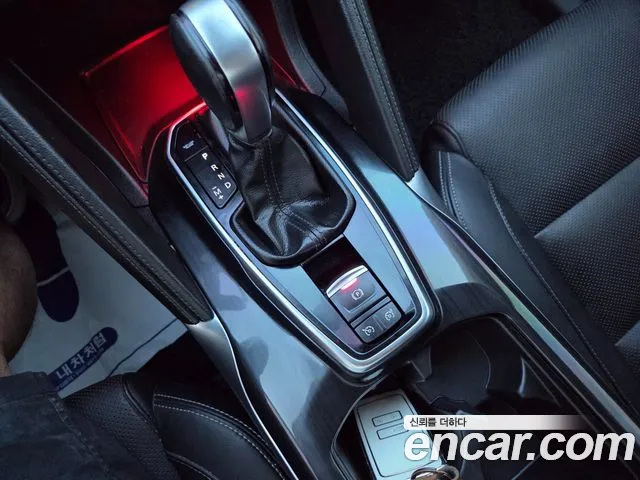 Renault-KoreaSamsung Koleos 2018 thumb 9