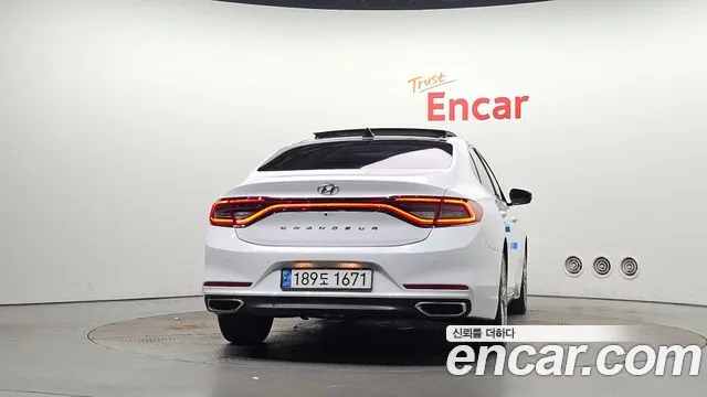 Hyundai Grandeur 2017 thumb 4
