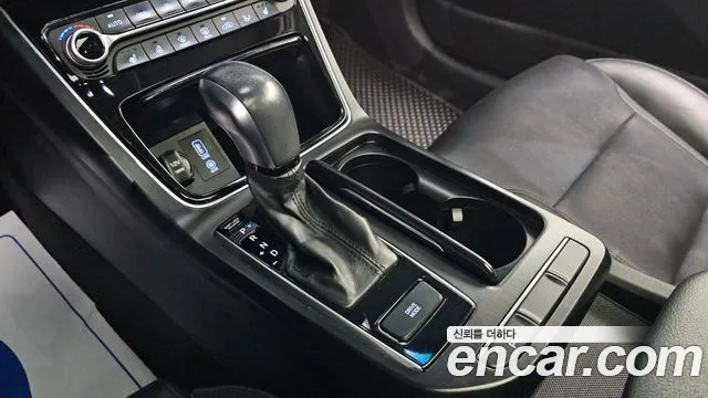 Hyundai Grandeur 2017 thumb 9