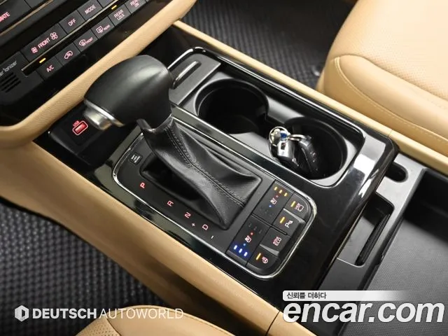 Kia Carnival 2017 thumb 9