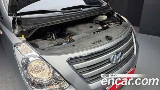 Hyundai Starex 2016 thumb 6