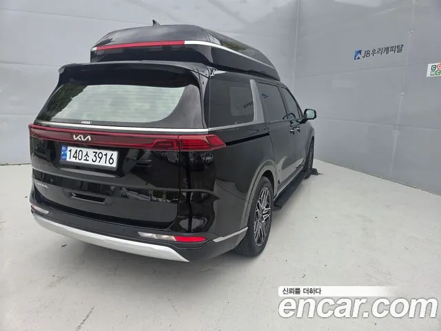 Kia Carnival 2022 thumb 4