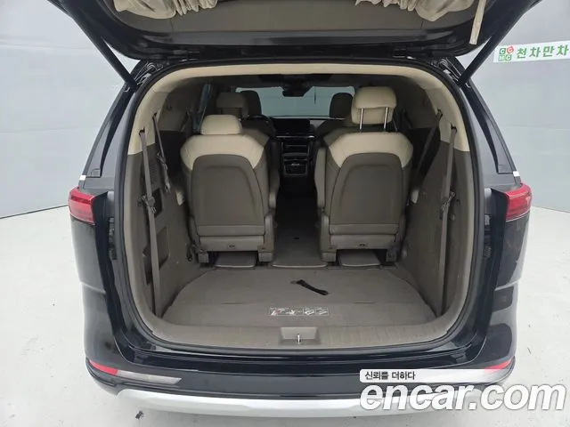 Kia Carnival 2022 thumb 7