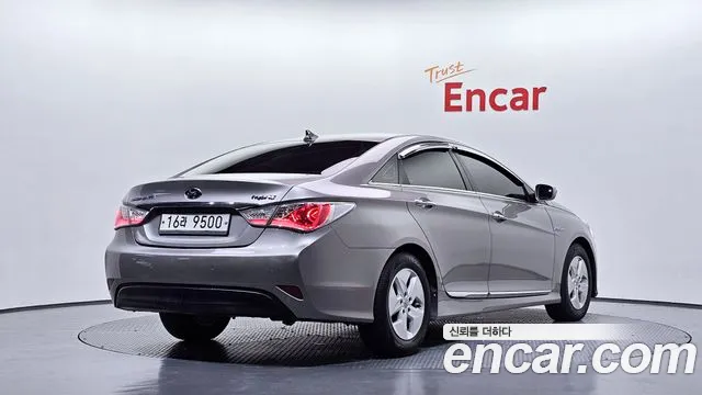 Hyundai Sonata 2011 thumb 2