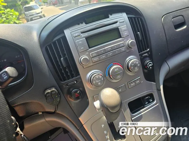Hyundai Starex 2014 thumb 6