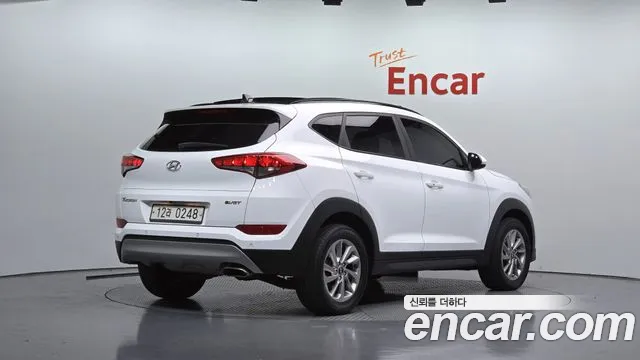 Hyundai Tucson 2016 thumb 2