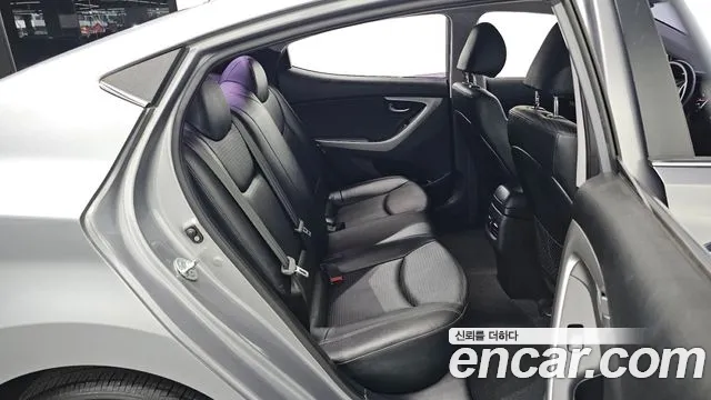 Hyundai Avante 2014 thumb 12