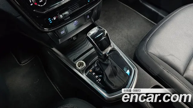 KG_Mobility_Ssangyong TIBOLI 2022 thumb 8