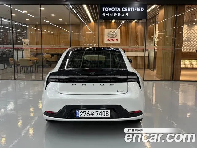 Toyota Prius 2026 thumb 4