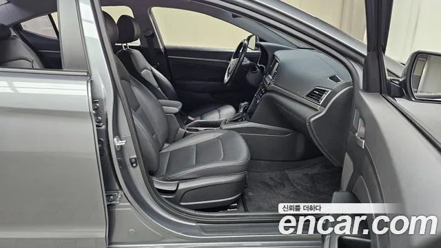 Hyundai Avante 2015 thumb 11