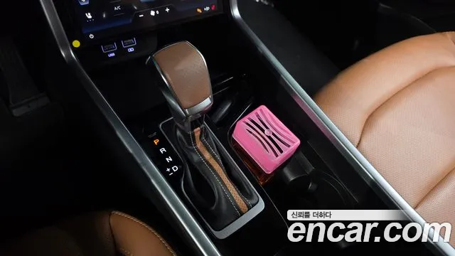 KG_Mobility_Ssangyong Torres 2022 thumb 9