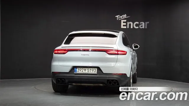 Porsche Cayenne 2021 thumb 3
