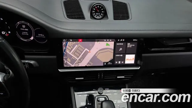 Porsche Cayenne 2021 thumb 12