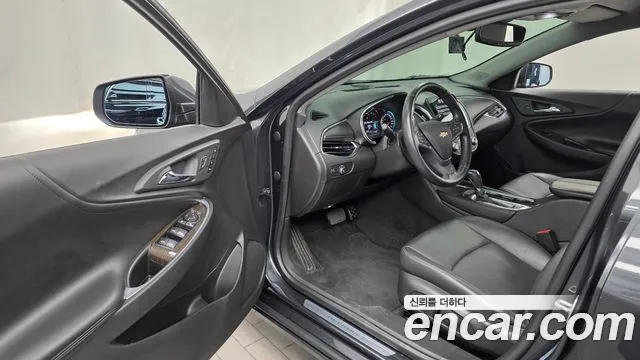 ChevroletGMDaewoo Malibu 2017 thumb 10