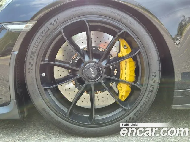 Porsche 911 2015 thumb 5