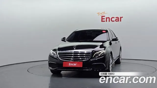 Mercedes-Benz E-Класс 2018 thumb 3