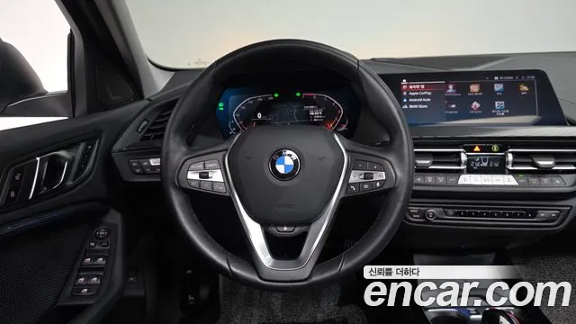 BMW 1-Series 2024 thumb 12