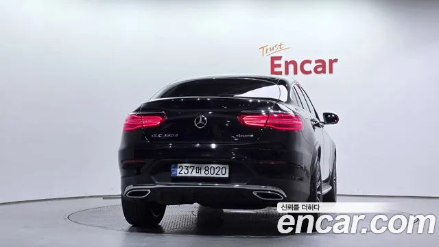 Mercedes-Benz GLC 2017 thumb 4