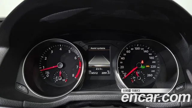 Volkswagen Passat (North America and China) 2018 thumb 8