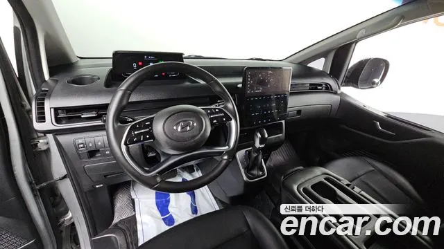 Hyundai Staria 2021 thumb 7