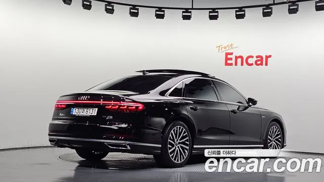 Audi A8 2021 thumb 2