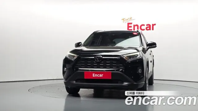 Toyota RAV4 2019 thumb 3