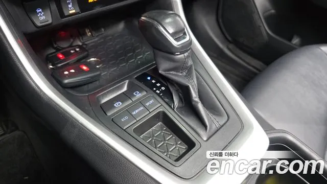 Toyota RAV4 2019 thumb 9