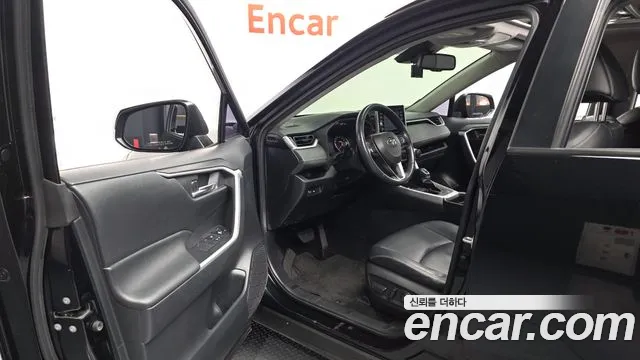 Toyota RAV4 2019 thumb 10