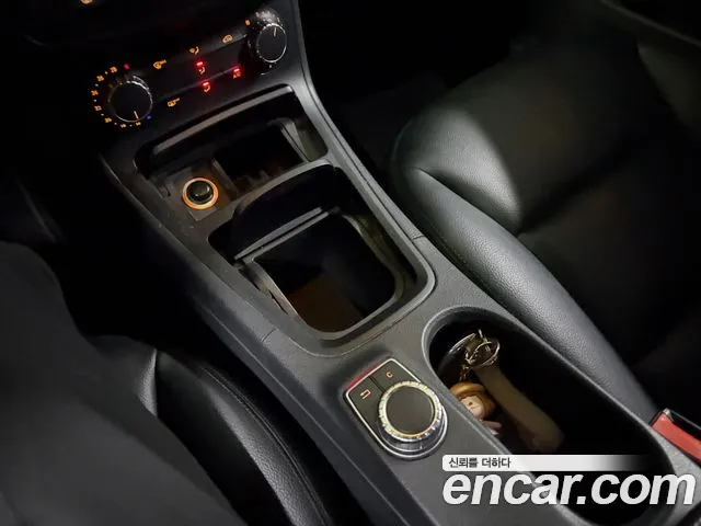 Mercedes-Benz B-Class 2012 thumb 8
