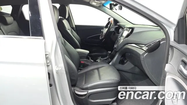 Hyundai Santa Fe 2013 thumb 11
