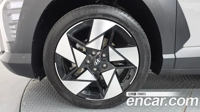 Hyundai Kona 2023 thumb 5