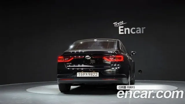 Renault-KoreaSamsung Megane 2017 thumb 4