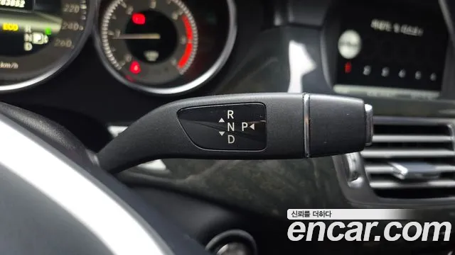 Mercedes-Benz CLS-Class 2013 thumb 9