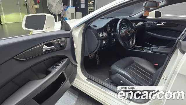 Mercedes-Benz CLS-Class 2013 thumb 10