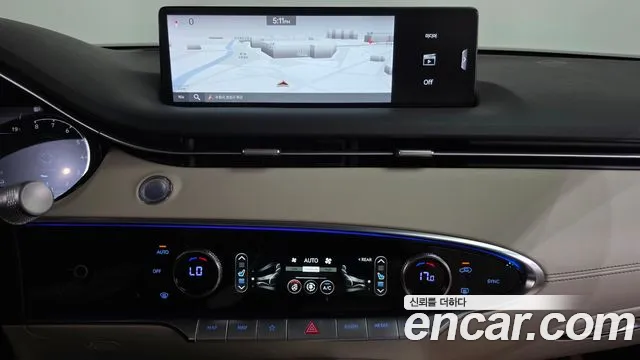 Genesis GV70 2023 thumb 11