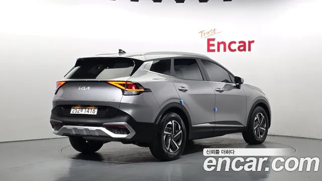 Kia Sportage 2023 thumb 2