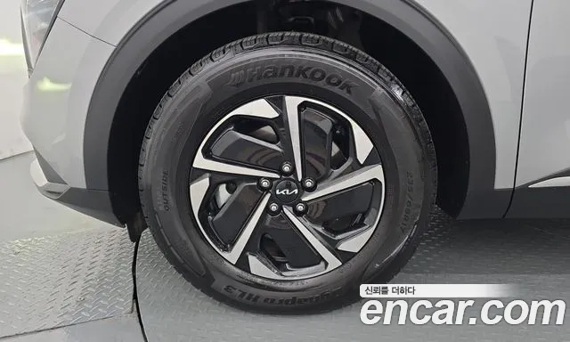 Kia Sportage 2023 thumb 5